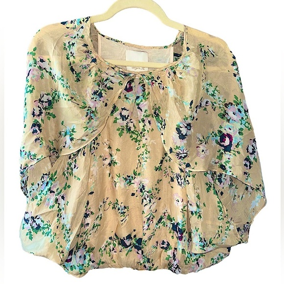 Aryn K Tops - Aryn K 100% Silk Floral Butterfly Sleeve Shirt Top Blouse Women’s Size Small S